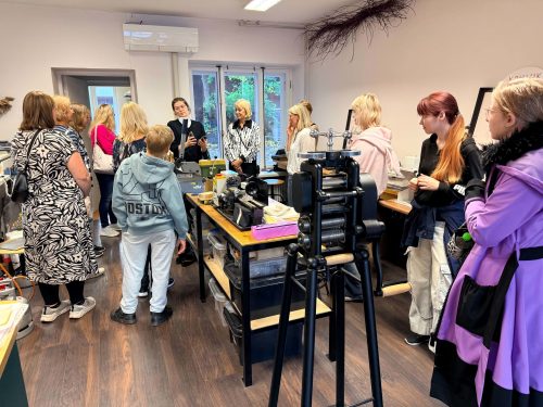 Külalised Tartu ettevõtlusnädalal ehtestuudios Cirrus